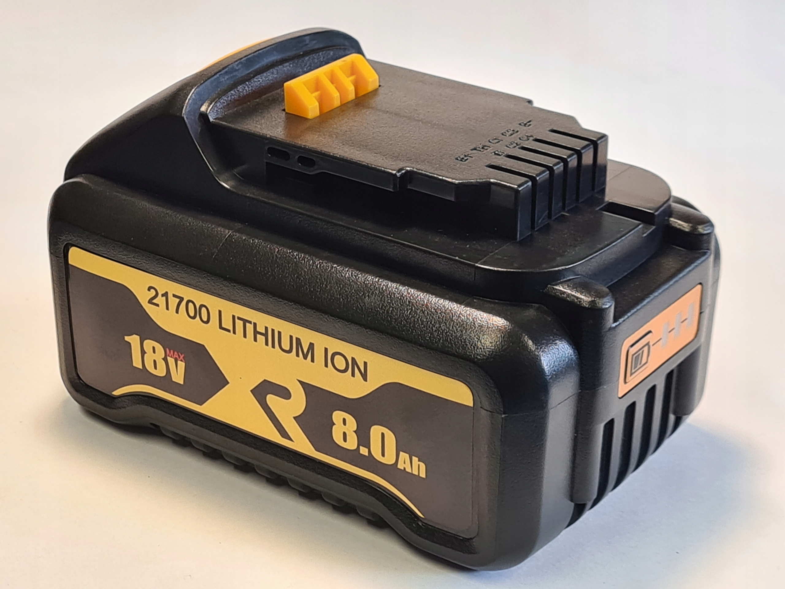 Akumulator do Dewalt 18V 21700 DCB 18 8Ah DCB208